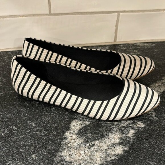 Kelly & Katie White / Black Stripes‎ Pirassa Ballet Flats size 6.5 New - Picture 1 of 7